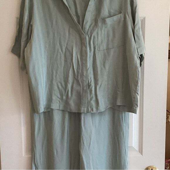 NWT. Alfani Brand Women’s 2 PC Super Soft 2 PC PJ Set in Light Green - Picture 1 of 14